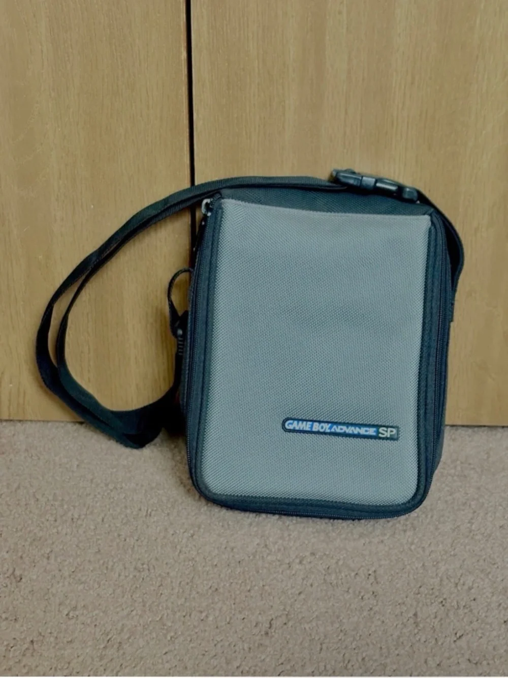 Vintage Nintendo GameBoy Advance SP Official Carrying Case Travel Bag Soft 2003